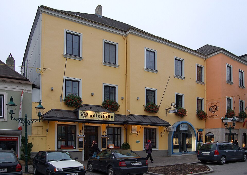Datei:Adlerbräu Tulln Außen 01.jpg